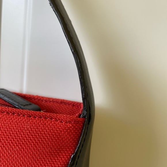 City DKNY bag red+black color - Picture 8 of 12